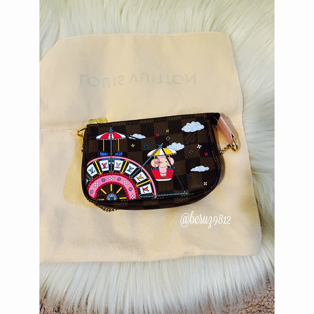 💕Louis Vuitton Damier Ebene Vivienne FunFair Mini Pochette